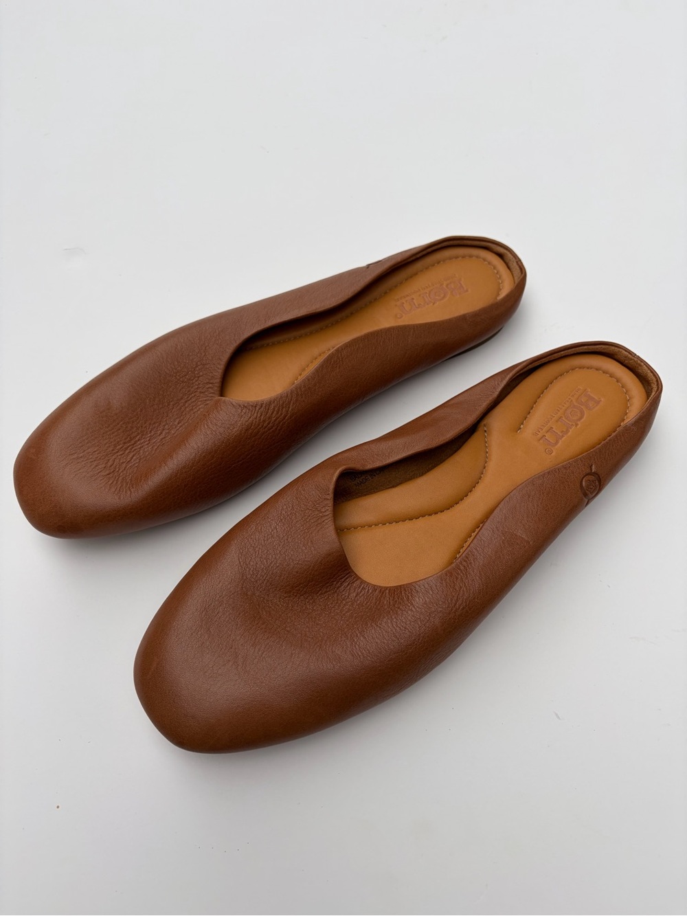 BORN Bryar Tan Leather Mule Clogs Women's Size 8.5 M Comfort Slip On